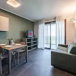 Park Towers 15 - Design - Large Terrace - Ac Apartmán *