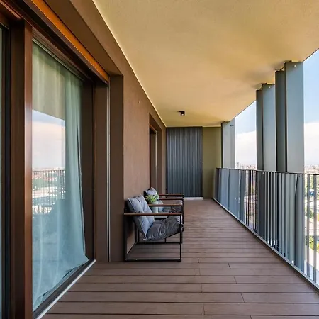 Park Towers 15 - Design - Large Terrace - Ac Apartmán *