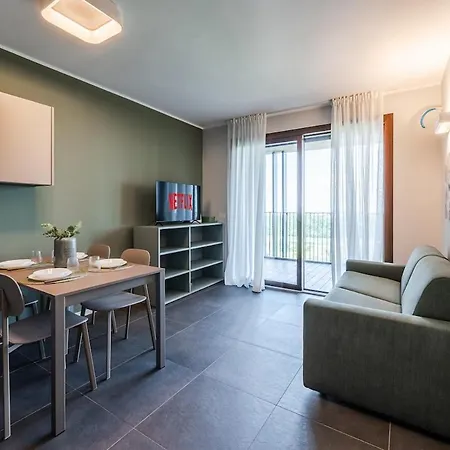 Park Towers 15 - Design - Large Terrace - Ac Apartmán *