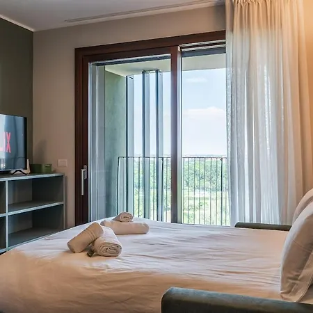 Park Towers 15 - Design - Large Terrace - Ac Apartmán *